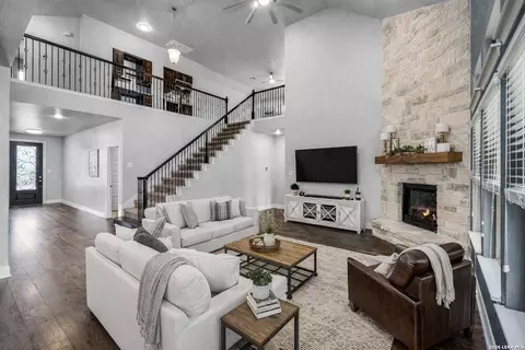 240 Bamberger, New Braunfels, TX 78132