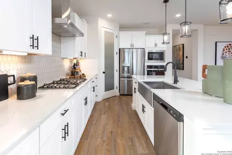 15581 Salmon Spg, San Antonio, TX 78253