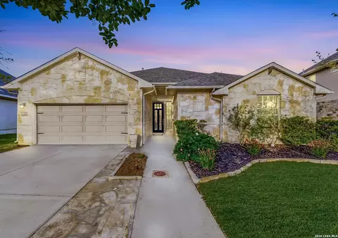 120 Escalera Cir, Boerne, TX 78006