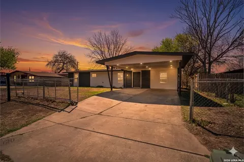 130 Kontiki Pl, San Antonio, TX 78242