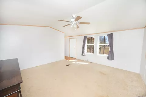 4919 County Road 545, Devine, TX 78016 photo 6