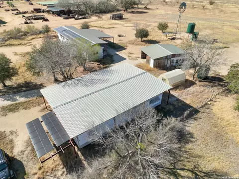 4919 County Road 545, Devine, TX 78016 photo 35