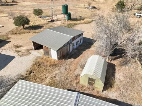 4919 County Road 545, Devine, TX 78016 photo 36