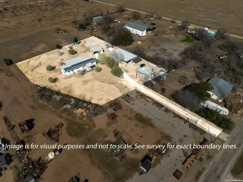 4919 County Road 545, Devine, TX 78016 photo 32