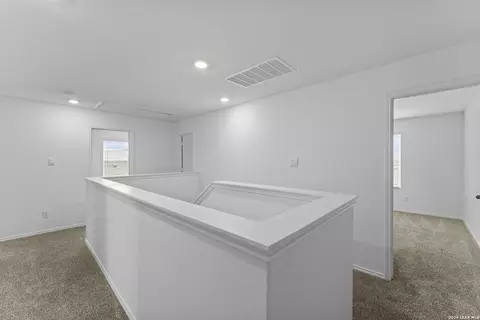 Entry Way - 15515 Mint Patch Mdw, Von Ormy, TX 78073 photo 4 of 6