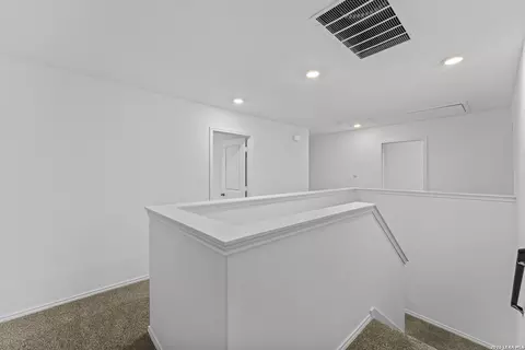 Entry Way - 15515 Mint Patch Mdw, Von Ormy, TX 78073 photo 3 of 6