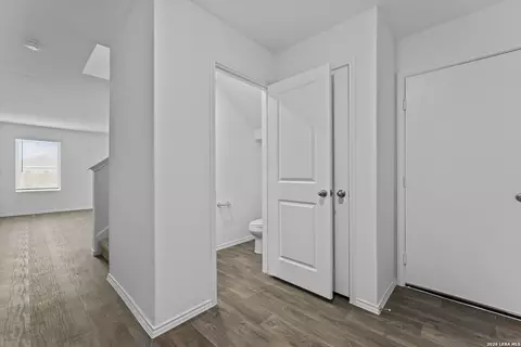 Entry Way - 15515 Mint Patch Mdw, Von Ormy, TX 78073 photo 1 of 6