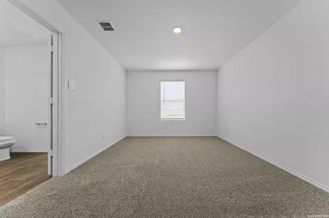 Bedroom - 15515 Mint Patch Mdw, Von Ormy, TX 78073 photo 8 of 9