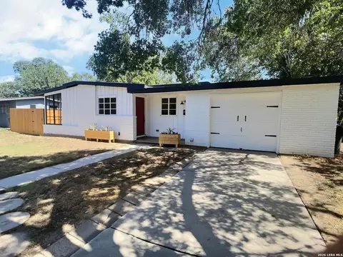 338 Brettonwood, San Antonio, TX 78218