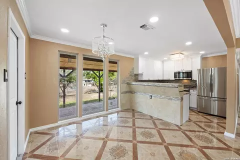 131 Morning Valley St, San Antonio, TX 78227