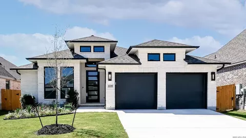 1739 Gyst Rd, Seguin, TX 78155