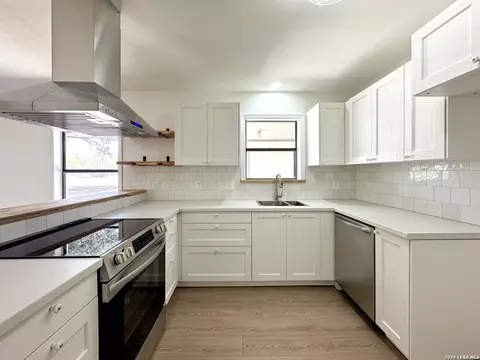 Kitchen - 202 Ranch Rd, Mathis, TX 78368 photo 6 of 6
