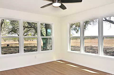 Exterior - 202 Ranch Rd, Mathis, TX 78368 photo 6 of 9