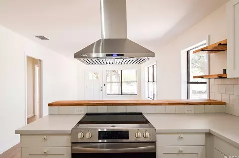 Kitchen - 202 Ranch Rd, Mathis, TX 78368 photo 1 of 6