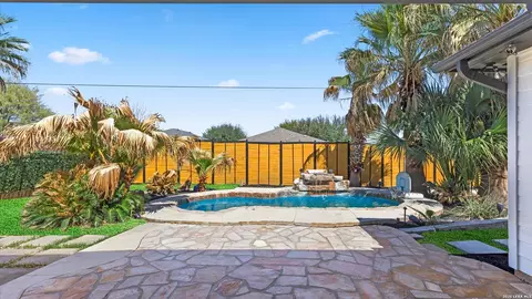 2369 N Ranch Ests, New Braunfels, TX 78130