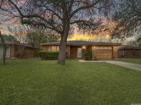 116 Apache Cir, Cibolo, TX 78108