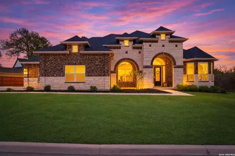 169 Storm Way, Castroville, TX 78009