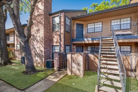 4803 Hamilton Wolfe Rd # 905, San Antonio, TX 78229