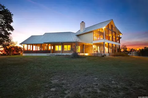 1141 Currie Rd, Wimberley, TX 78676