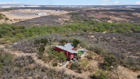 961 Pico, Laredo, TX 78045