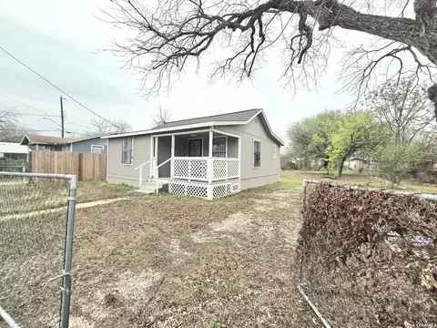 118 Fuente, San Antonio, TX 78210