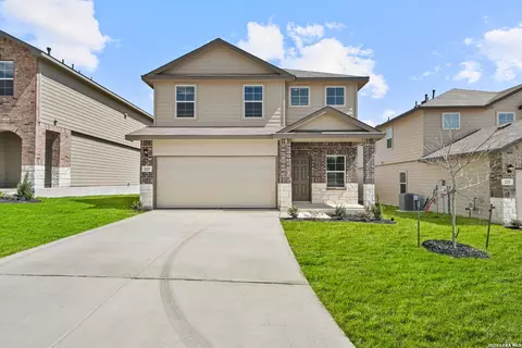 213 Scott Sq, San Antonio, TX 78245