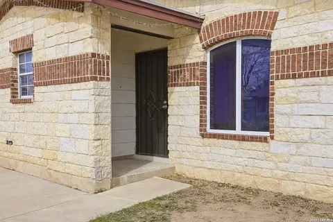 554 Park Vlg, San Antonio, TX 78227