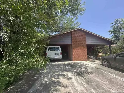 1521 Eichen, New Braunfels, TX 78130