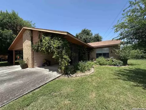 1533 Eichen, New Braunfels, TX 78130