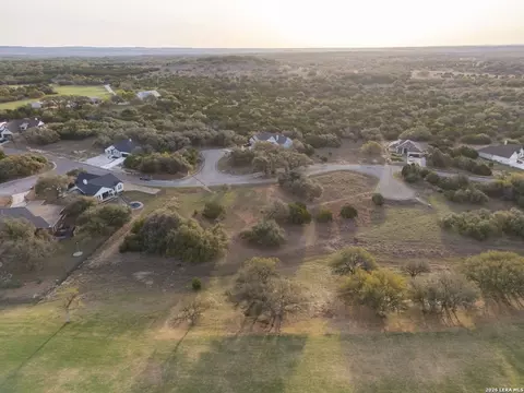 116 S Jesse Stiff, Blanco, TX 78606 photo 4