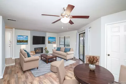 11843 Braesview #1612, San Antonio, TX 78213