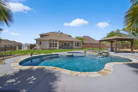107 Lilly Blf, Castroville, TX 78009