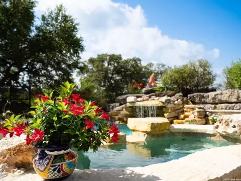 209 River Cliff Pl, Spring Branch, TX 78070