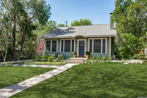 112 Eaton, Alamo Heights, TX 78209