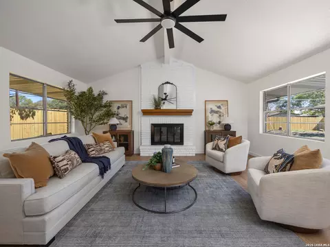 314 Weathercock, Windcrest, TX 78239
