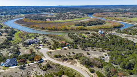 150 Riddle, Spring Branch, TX 78070 photo 2