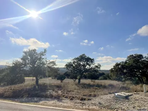 150 Riddle, Spring Branch, TX 78070 photo 5