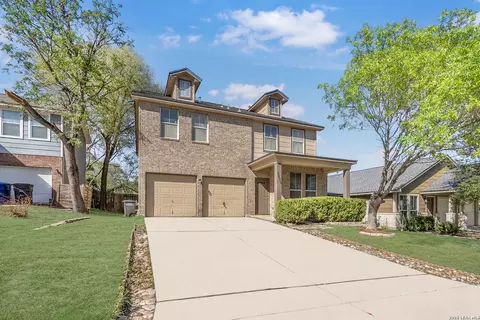 8635 Sunny Oaks, San Antonio, TX 78250