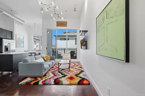 831 S Flores #3114, San Antonio, TX 78204