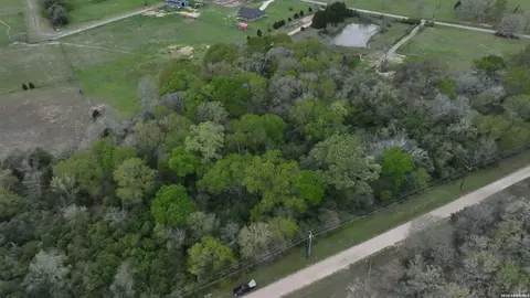 25 St, Hempstead, TX 77445 photo 10