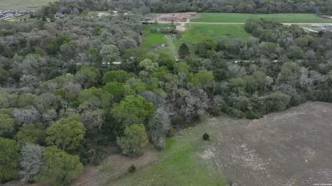 25 St, Hempstead, TX 77445 photo 4