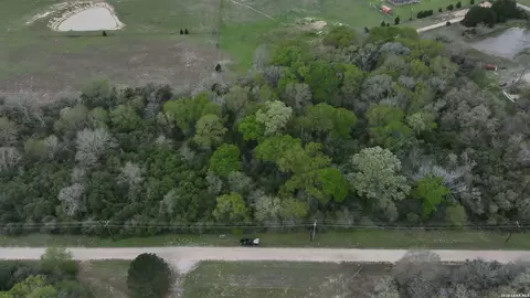 25 St, Hempstead, TX 77445 photo 2