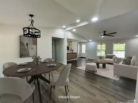 1250 Pecan Cir, Canyon Lake, TX 78133