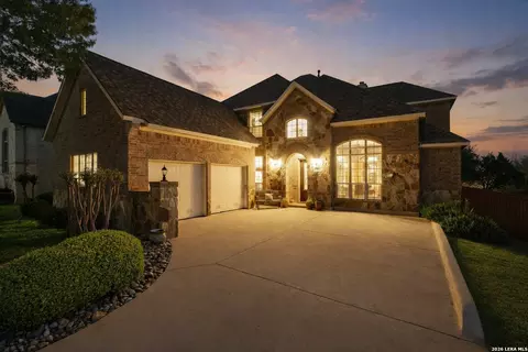 7427 Stonewall Hl, San Antonio, TX 78256