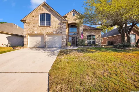 9215 Tay Dr, Helotes, TX 78023