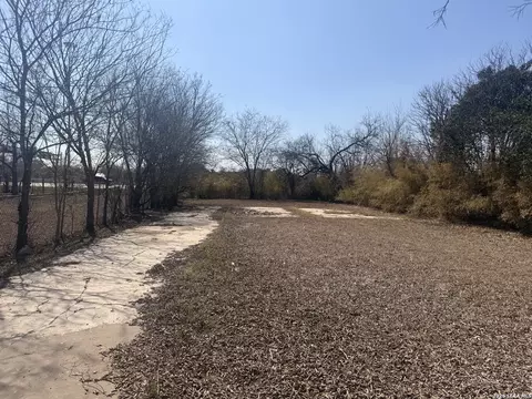330 Guanajuato, San Antonio, TX 78237