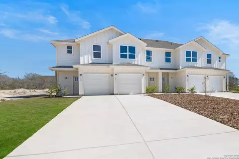 214 Bonnie Bnd, San Antonio, TX 78253