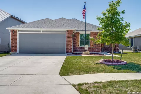 1517 Motherwell, Seguin, TX 78155