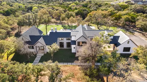 31952 Smithson Vly, Bulverde, TX 78163