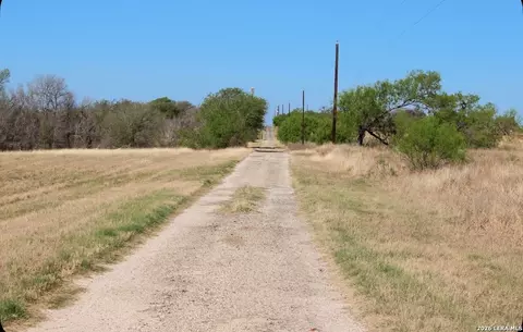 Other - 435 County Road 7715, Devine, TX 78016 photo 6 of 12